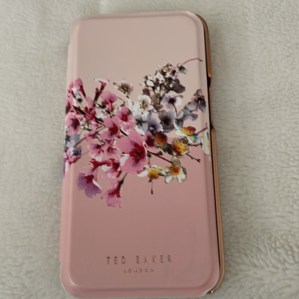 iPhone 13Pro phone case - Picture 3 of 4